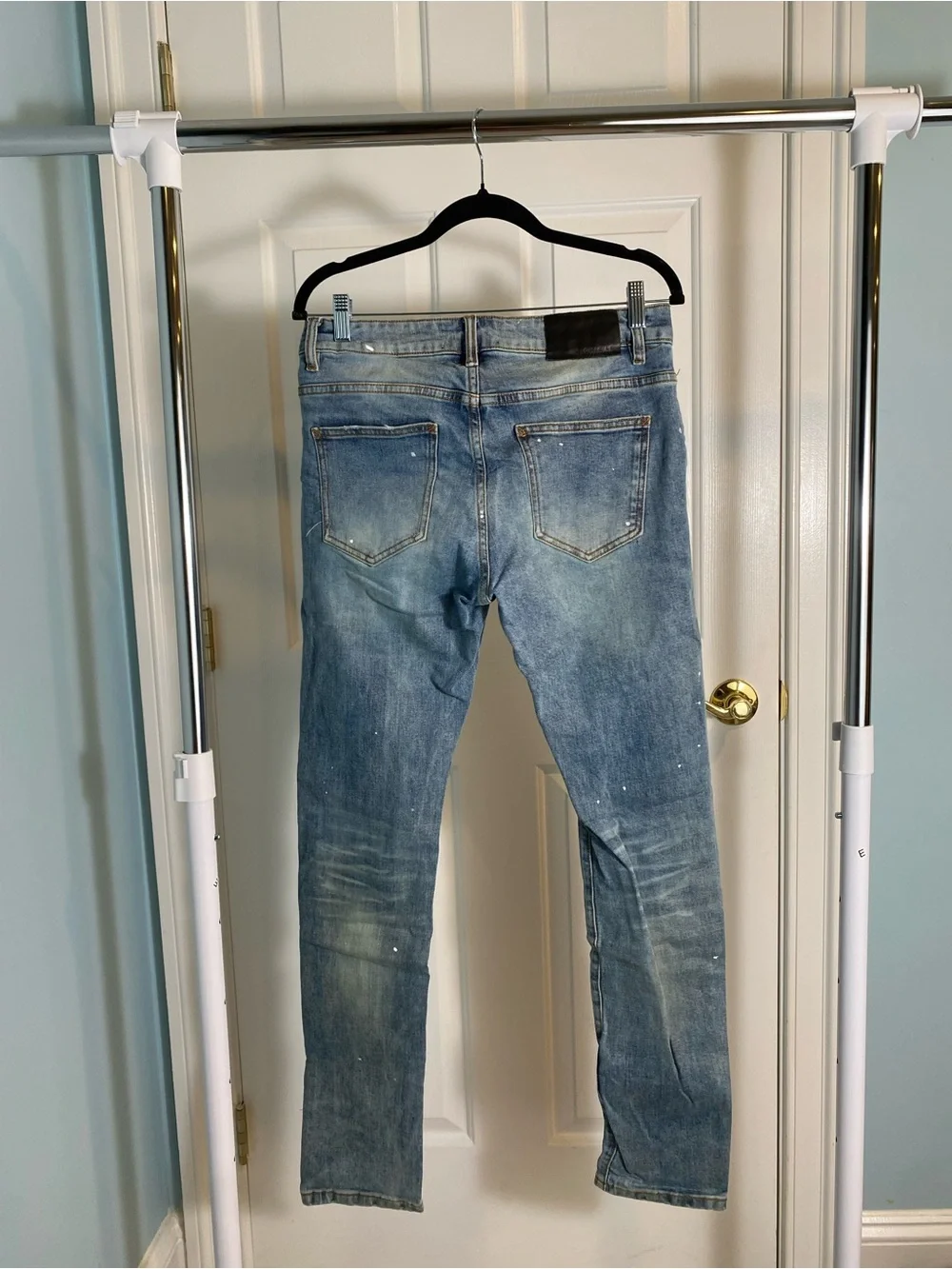 Slim Fit Men's Light Blue Skinny Jeans with Washed Detail